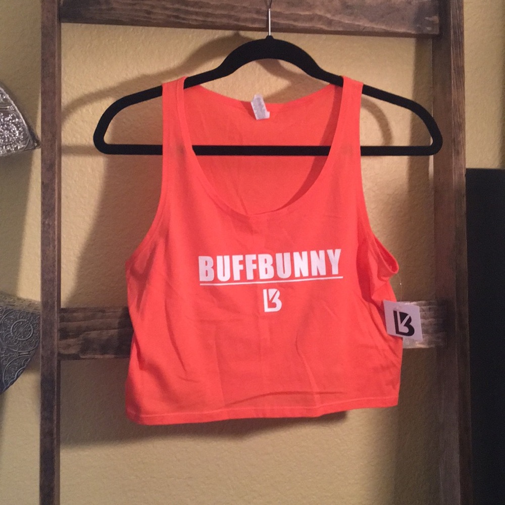 BUFFBUNNY Crop Top